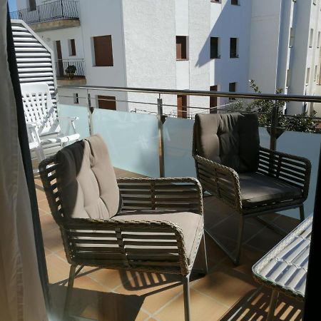 Apartament Vistamar Llanca Ngoại thất bức ảnh