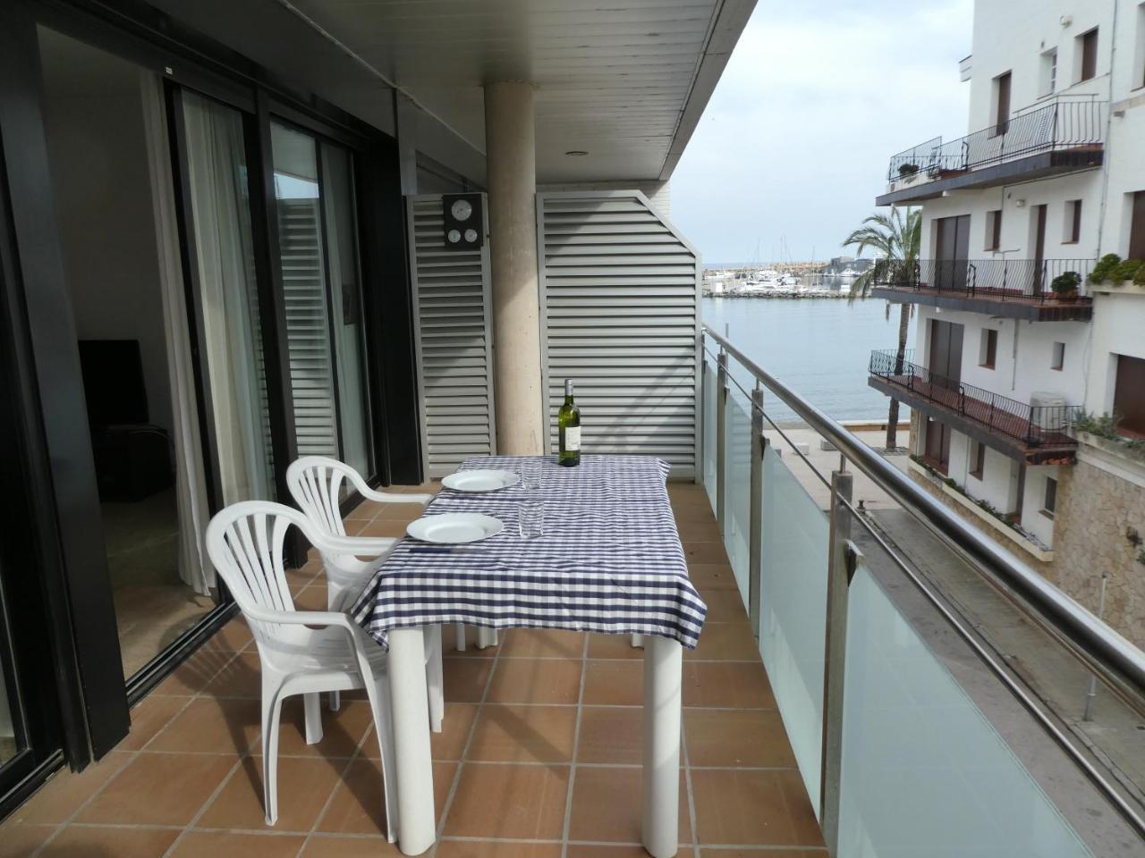 Apartament Vistamar Llanca Ngoại thất bức ảnh