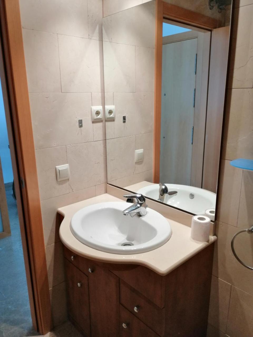 Apartament Vistamar Llanca Ngoại thất bức ảnh